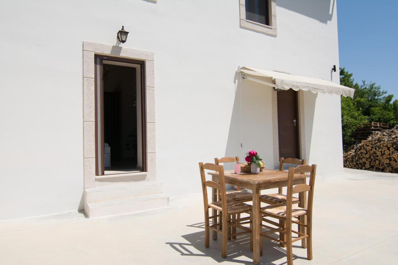 Papa-Antonis Stone House Villa Zaros Ngoại thất bức ảnh