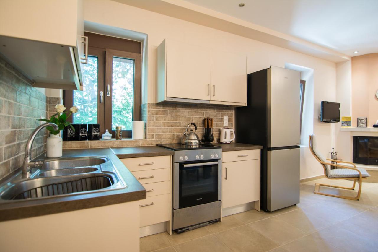 Papa-Antonis Stone House Villa Zaros Ngoại thất bức ảnh